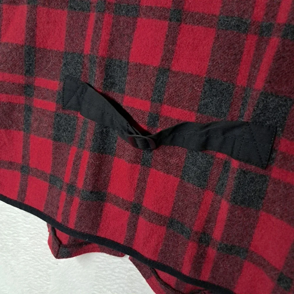 Vintage Woolrich Vest Women's Medium Red Black‎ Wool Buffalo Plaid Zip Up Cabin